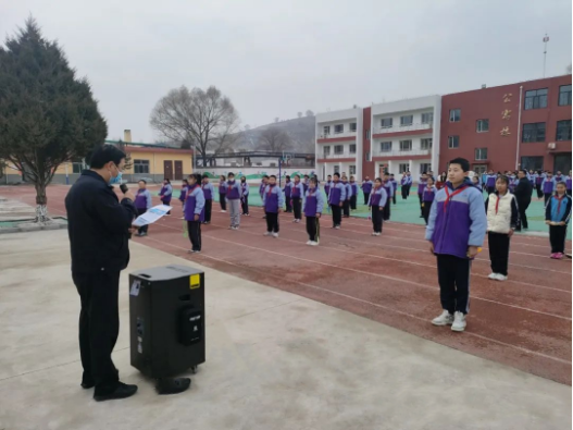 太原娄烦：普法宣传进校园 法治教育润心田1021.png