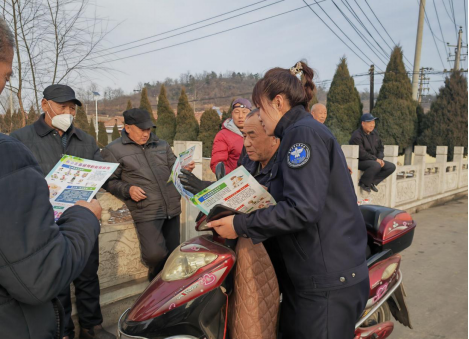 山西昔阳公安：禁毒宣传“赶庙会”，防毒知识传万家286.png