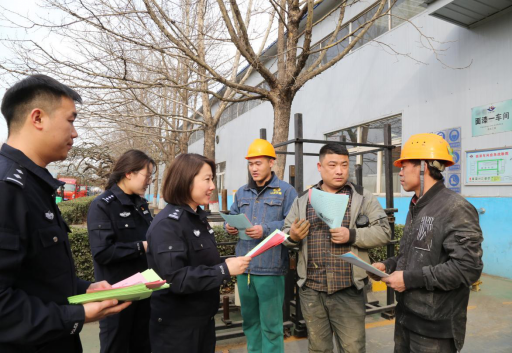 【学习雷锋在行动】临汾尧都区公安局团委学雷锋活动走进企业380.png