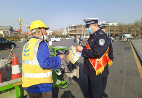 临汾公安交警：学习弘扬雷锋精神，践行初心使命，彰显为民“警色”282.png