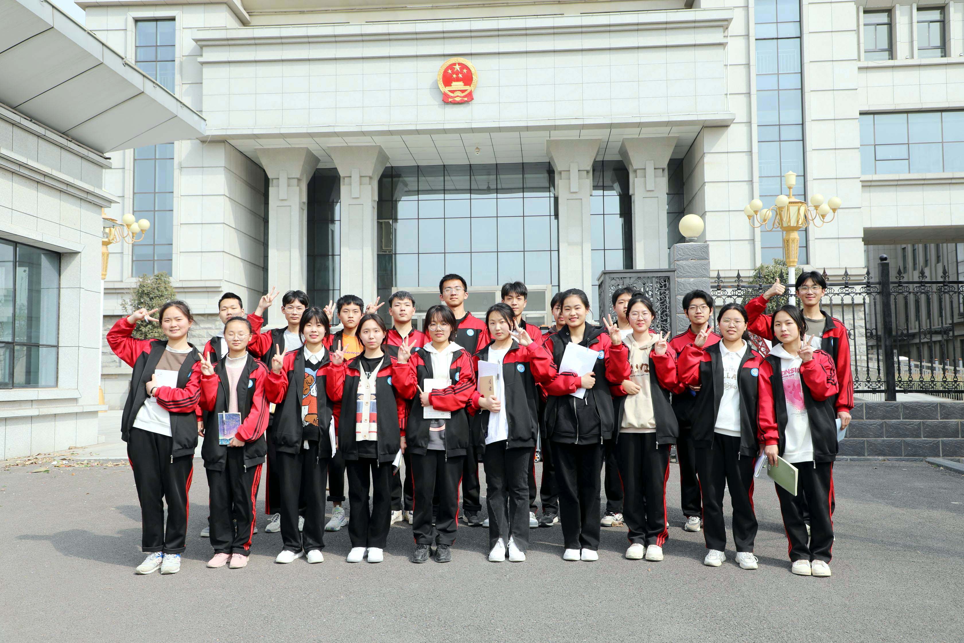 2E3DC774@E1DFF62E.5517116400000000.jpg