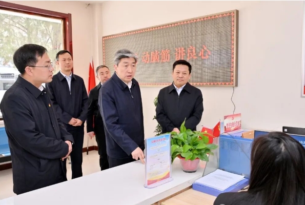 忻州市委书记朱晓东在保德河曲宁武忻府调研基层减负黄河流域生态