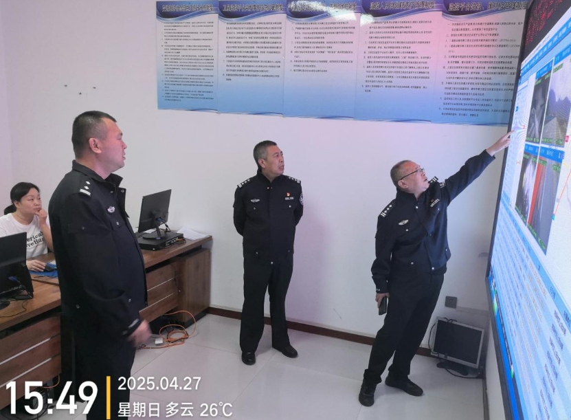 临汾尧都交警走进危化品运输企业拧紧交通“安全阀”