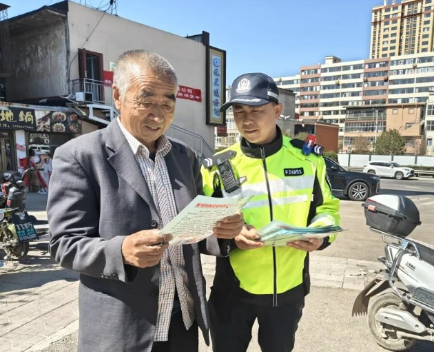 临汾蒲县公安：“一老一小”同守护，交通安全不止步