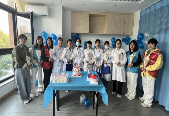 太原万柏林区金玉社区：致敬白衣芳华  感恩“医”路有你