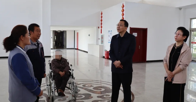 忻州静乐县县长居清平调研养老服务体系建设情况