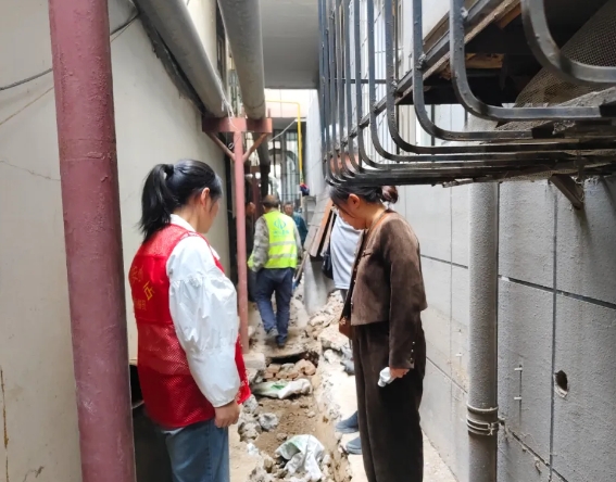 太原小店区南内环街一社区：党建引领解难题  聚力攻坚惠民生