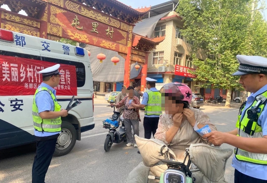 临汾尧都区公安：强化“一老一小”精准宣传，筑牢交通安全防线