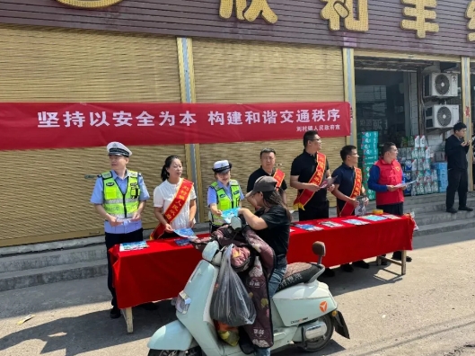 临汾尧都：交警宣传进农村，用“小叮嘱”守护“大安全”