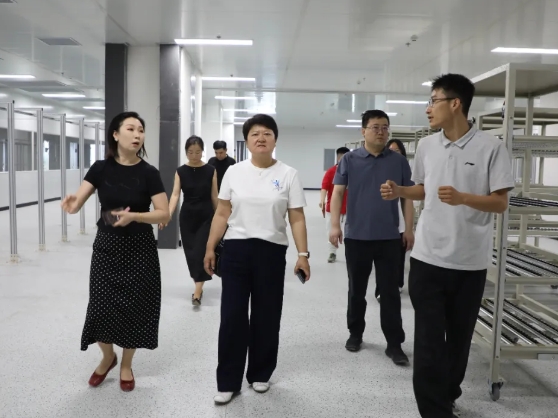 太原尖草坪区：刘锦春调研项目建设情况