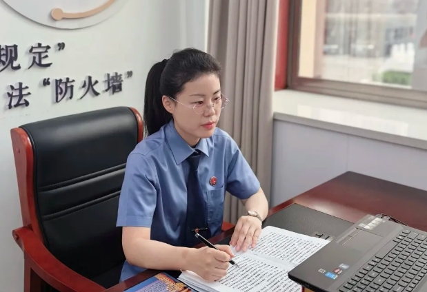 王莎莎：见贤思齐  反思躬行