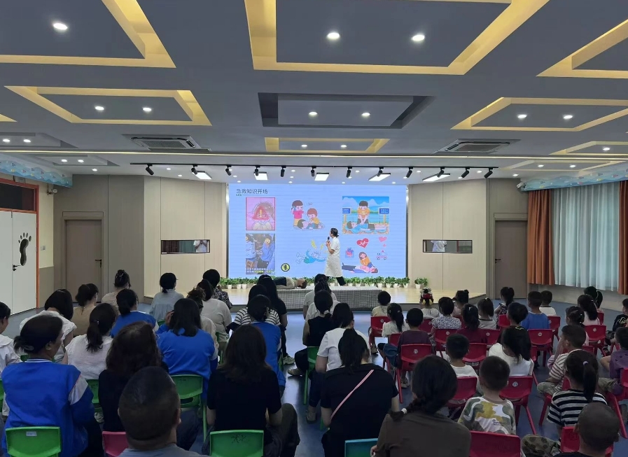 运城河津市人民医院开展紧急医学救援与体重管理知识 “五进” 