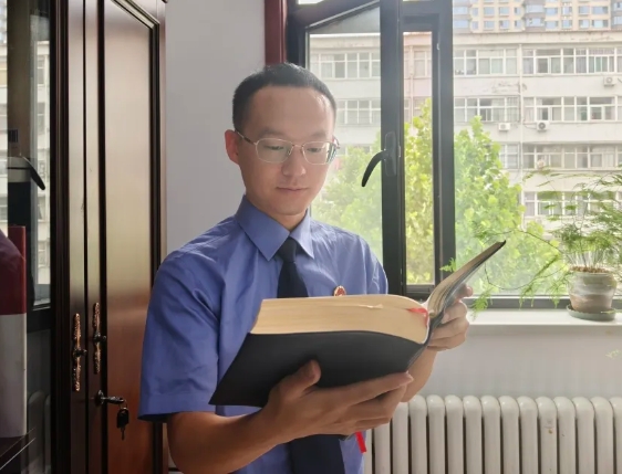 【青蓝志系列】王兵：在如歌的青春里奋力拼搏