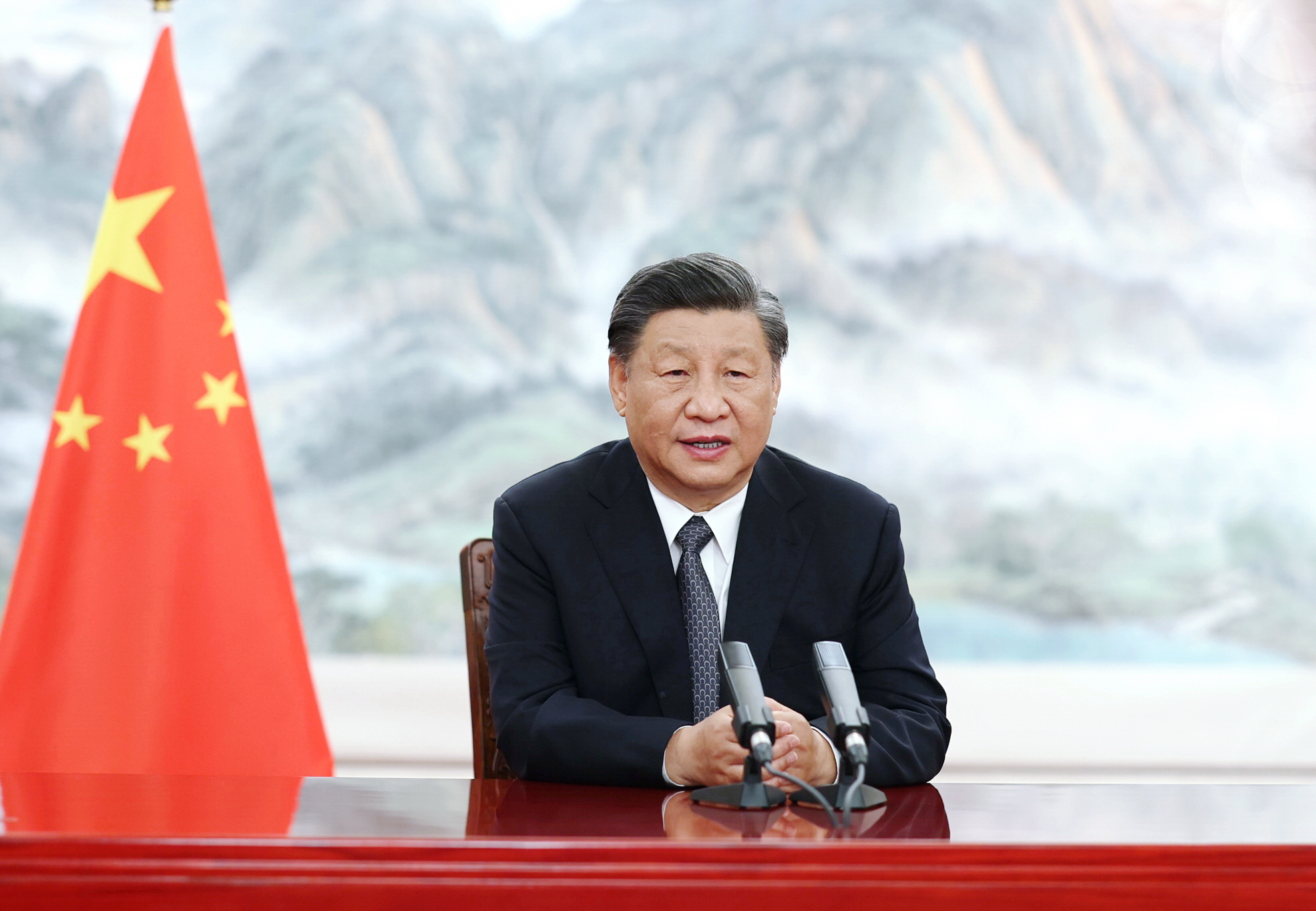 头条 · 习近平出席金砖国家工商论坛开幕式并发表主旨演讲