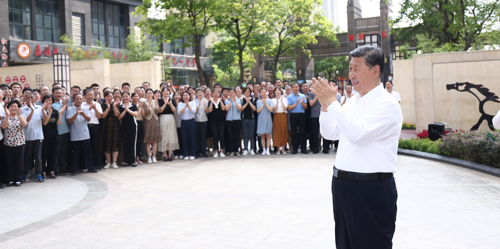 联播+丨习近平：我一直牵挂着武汉人民