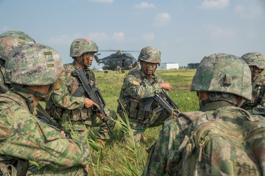 纵深破袭：沉浸式体验尖兵天降