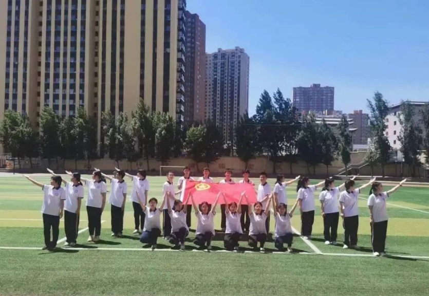 吕梁临县一中开展“青春告白我的团”主题活动