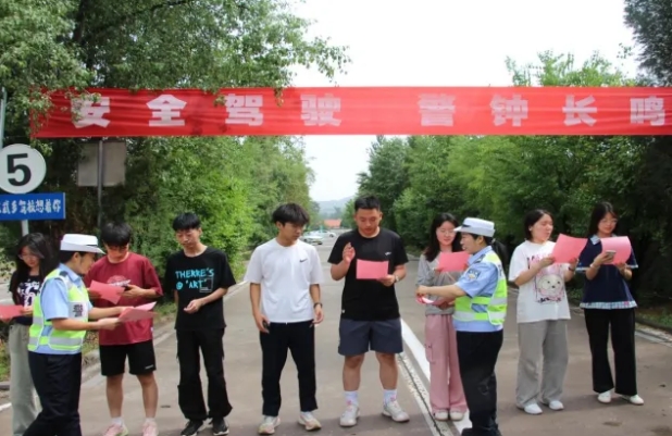 长治武乡公安：暑期迎来“学车热”，“起步”安全很重要！