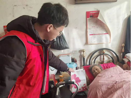 临汾浮山公安:元宵我在岗 忠诚护平安160.png