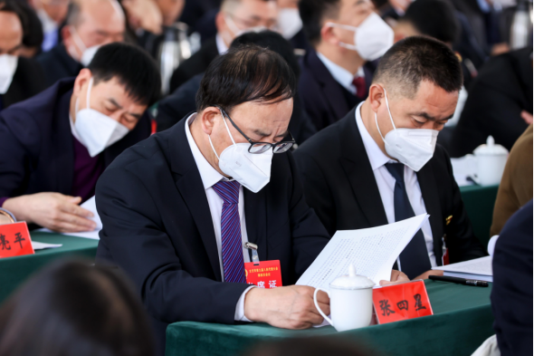山西省古交市第九届人民代表大会第四次会议隆重开幕(1)1702.png
