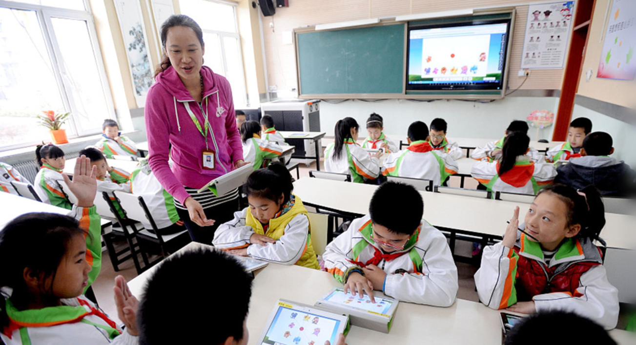 【新思想引领新征程】推进教育数字化 加快建设学习型社会