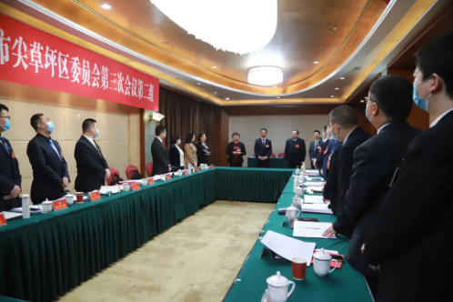 【“两会”全视角】太原尖草坪区委书记、中北高新区党工委书记刘锦春看望区政协委员并