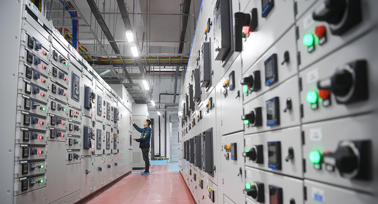 【新思想引领新征程】数字基础设施建设提速 打造经济新优势