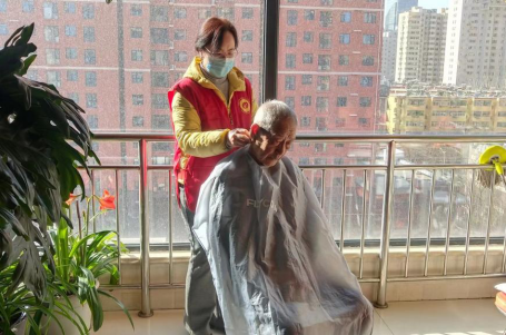 太原万柏林区:传承雷锋精神 践行时代担当639.png