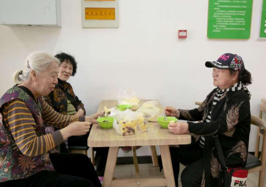 太原万柏林：党建+养老服务 实现家门口的享老513.png