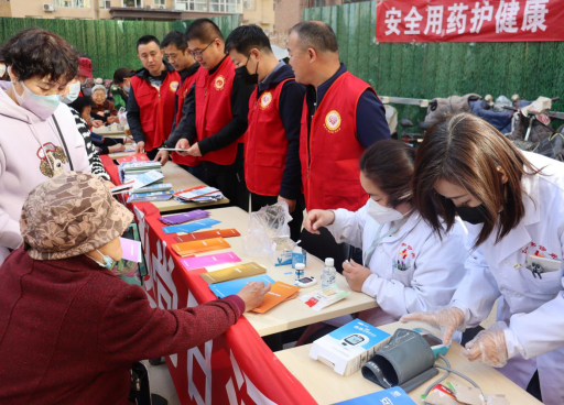 太原杏花岭:网格服务增新项 安全用药进小区271.png