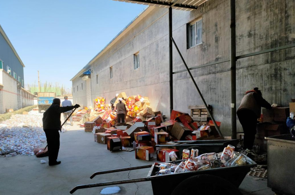 山西祁县公安：集中销毁价值40余万元的假冒侵权白酒