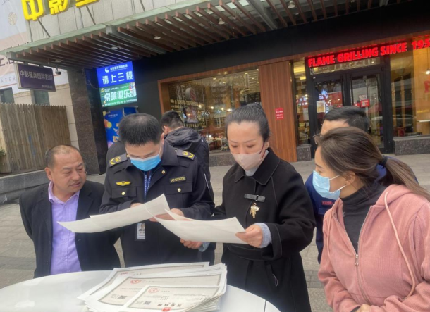 太原万柏林区小井峪街办综合行政执法队 开展执法检查工作