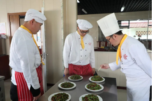 13太原小店区：创新人才培养模式 为全区职业教育高质量发展注入新动能800.png