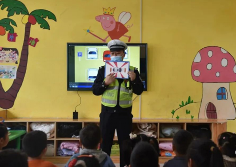 【全国中小学生安全教育日】临汾安泽公安：交警进校园 安全驻童心