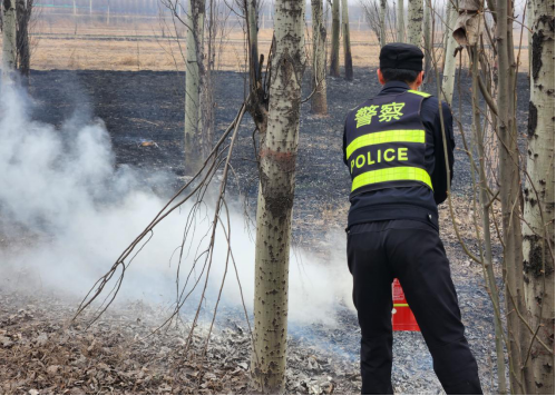 山西介休公安张兰所：协助消防大队妥善处置一起火情