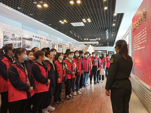 太原杏花岭区巨轮街道：缅怀革命先烈感恩幸福生活