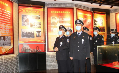 山西翼城县公安参加清明节烈士公祭活动