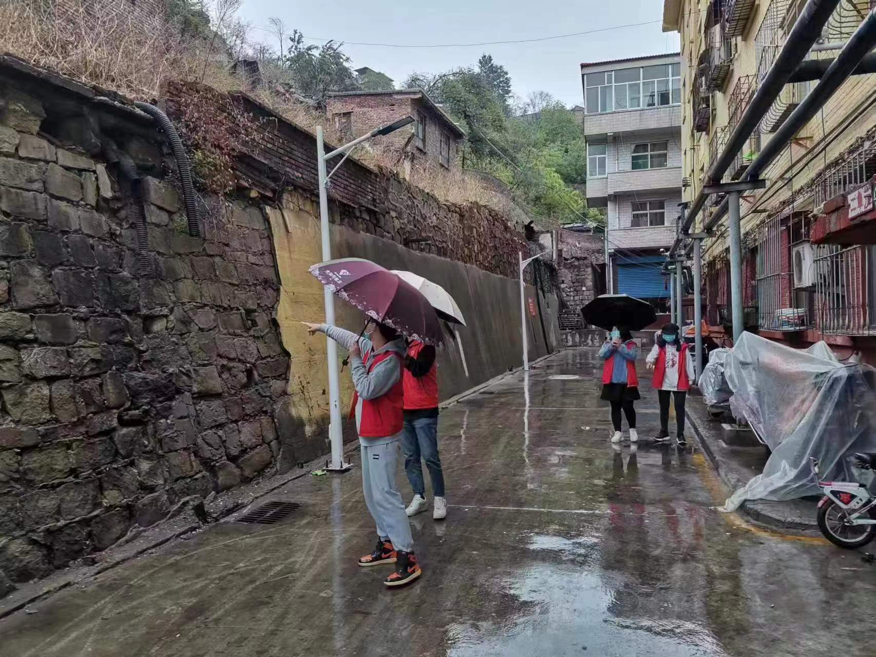 太原古交市有一支为民服务志愿巡逻队