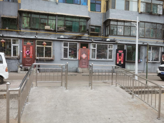 太原古交市：无障碍通道构架“暖心桥梁”
