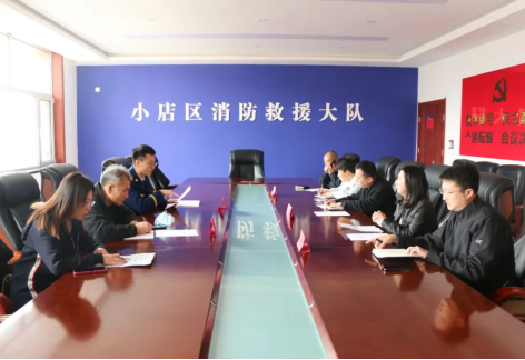 太原小店区消防救援大队联合区民政局为分散供养特困人员安装独立式感烟火灾探测报警器