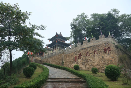 山西沁水文旅康养暨招商推介会在太原小店区举行