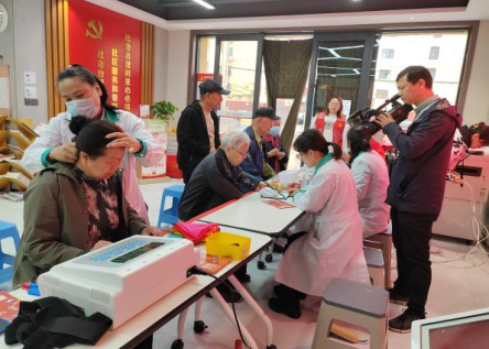 太原万柏林区众纺路社区：守护骨健康  温情暖社区