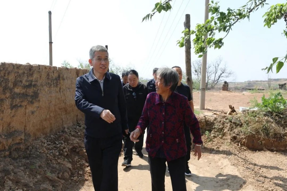 临汾霍州：张强强深入师庄乡督导乡村振兴工作开展帮扶慰问