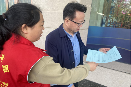 捐献青春热血  彩绘人生画卷——太原万柏林区丽华社区开展无偿献血活动