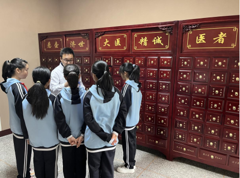 太原迎泽区：百草浸润童心，弘扬中医药文化