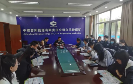 山西昔阳县公安局禁毒大队联合社区戒毒康复服务中心开展禁毒宣传