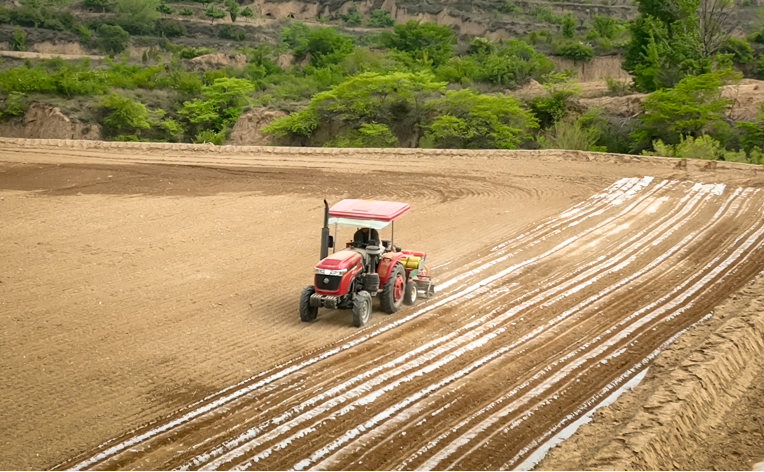 太原杏花岭区：因地制宜抢抓农时  春耕备种有序进行