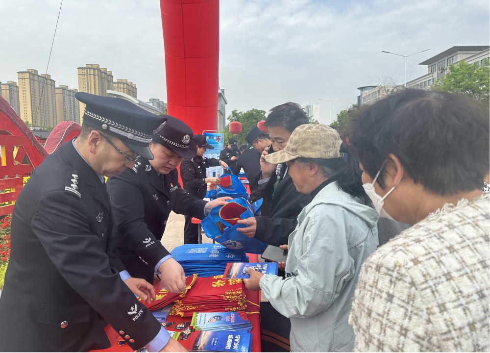 山西晋中开发区公安分局举行“反邪教警示教育进乡村”宣传活动启动仪式