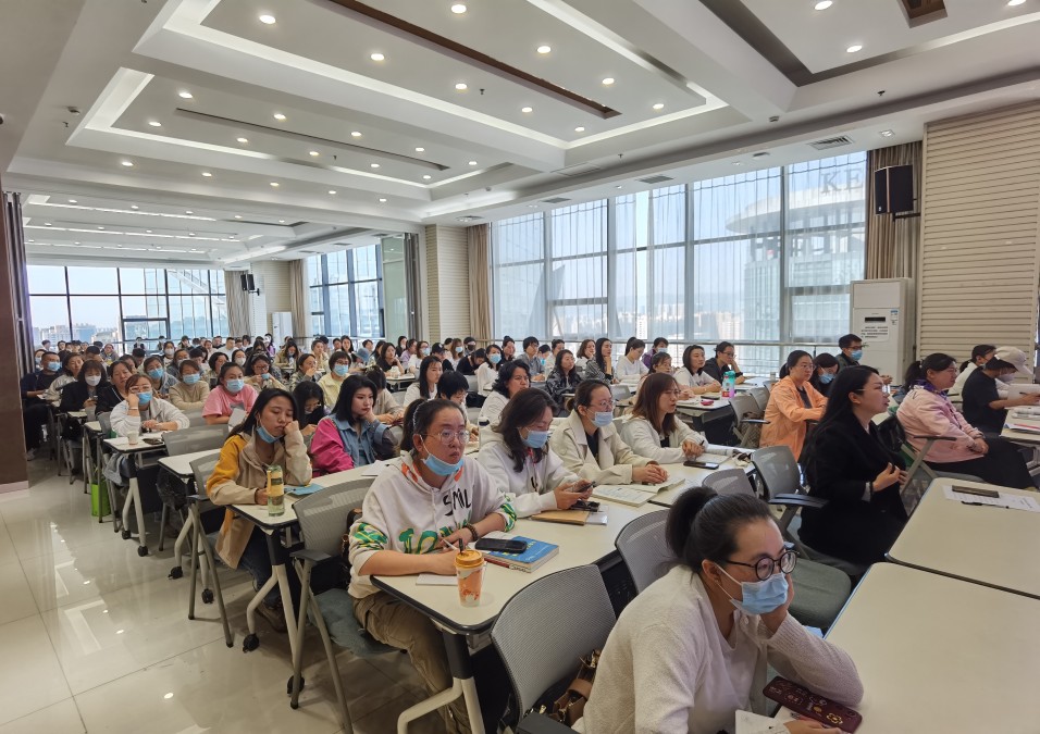 2023年太原市社区社会工作者职业水平考试培训班开班