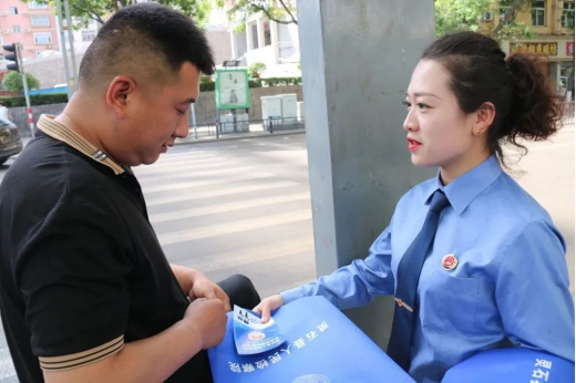 山西灵石县人民检察院积极参加解债类非法集资宣传活动